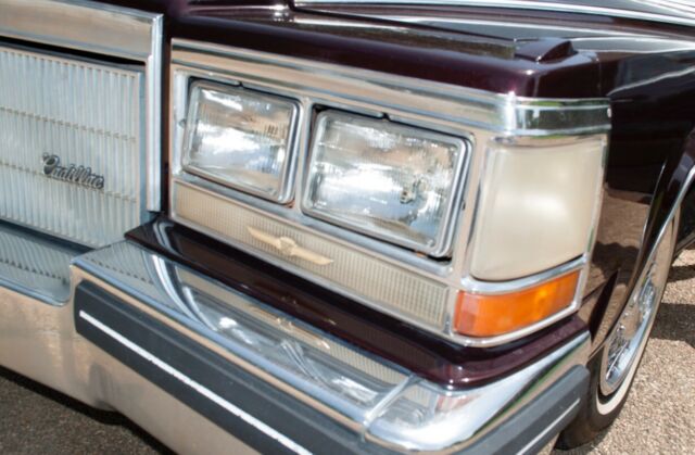 1985 Cadillac Brougham - photo 7