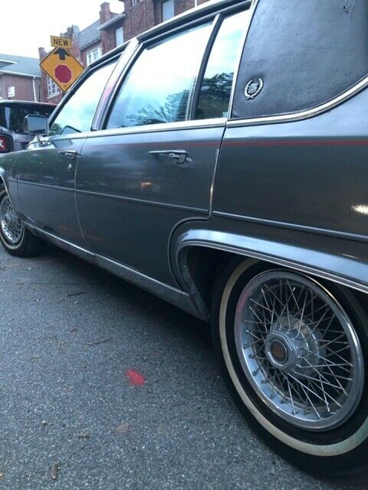 1985 Cadillac Fleetwood - photo 12