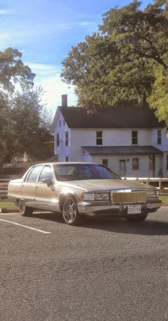 1993 Cadillac Fleetwood - photo 2