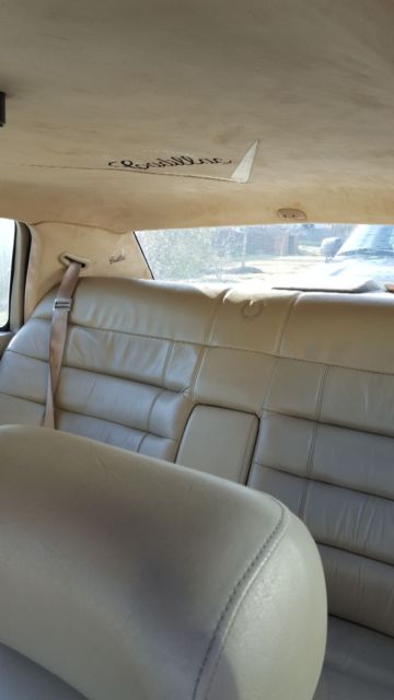 1993 Cadillac Fleetwood - photo 8