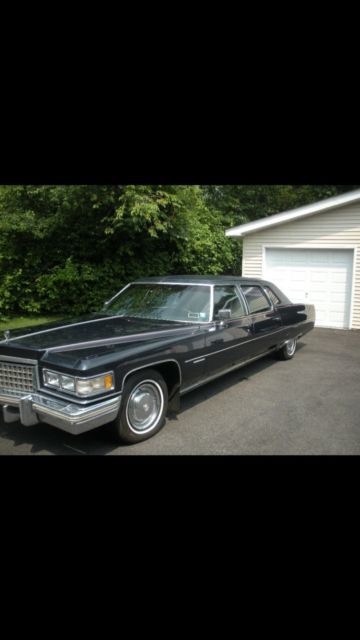 1976 Cadillac Fleetwood - photo 2