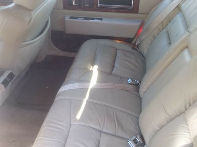 1993 Cadillac Fleetwood Sixty Special - photo 4