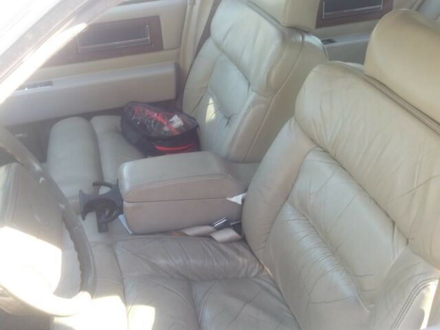 1993 Cadillac Fleetwood Sixty Special - photo 6