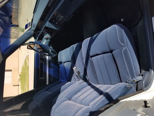 1989 Cadillac Fleetwood - photo 10