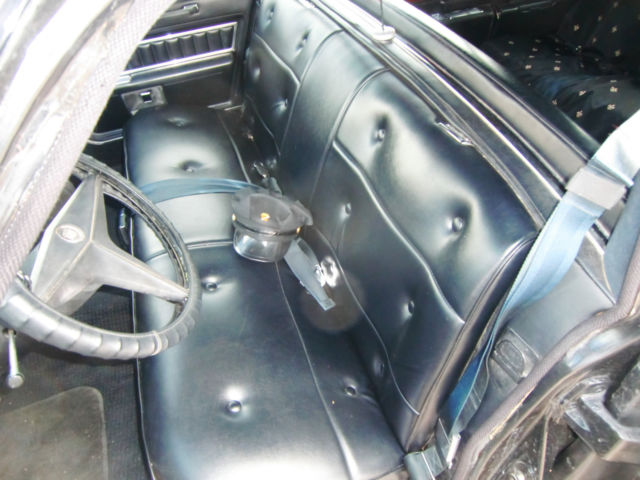 1969 Cadillac Fleetwood 75 series limousine - photo 12