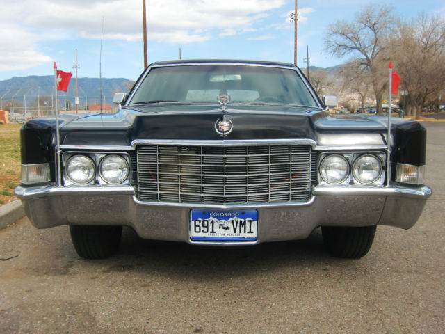 1969 Cadillac Fleetwood 75 series limousine - photo 4