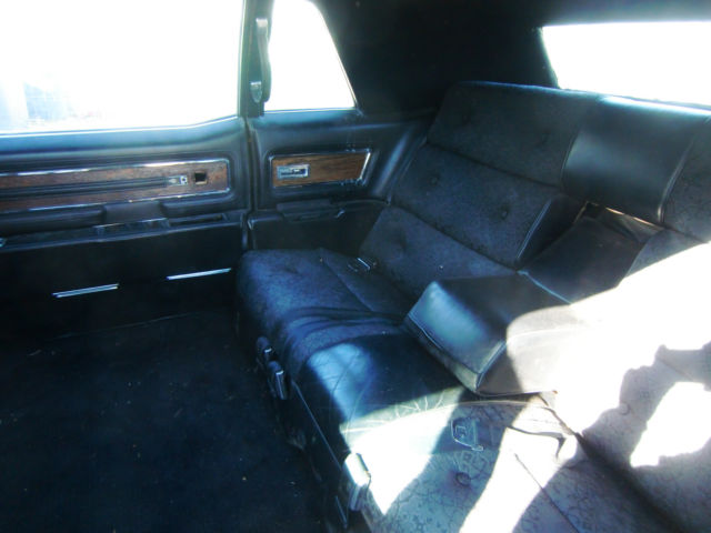 1969 Cadillac Fleetwood 75 series limousine - photo 9