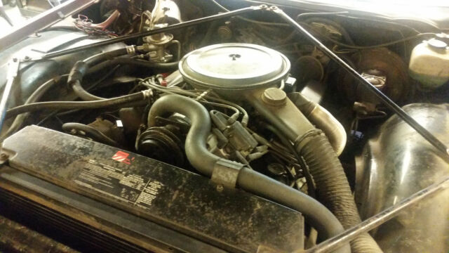 1975 Cadillac DeVille Sedan - photo 3