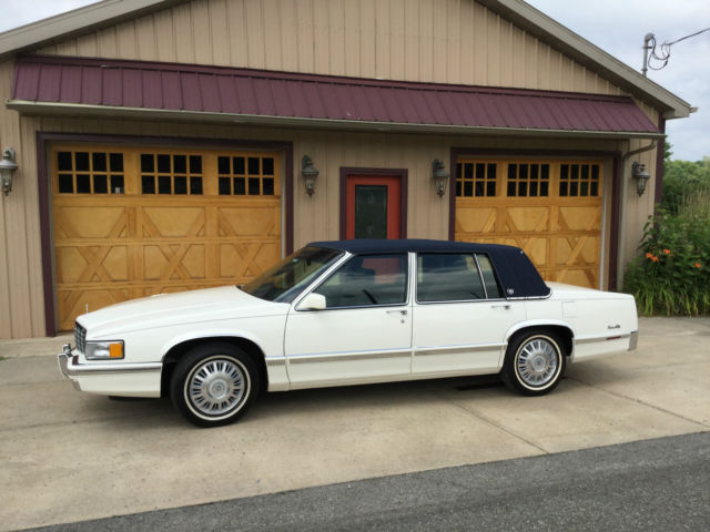 Cadillac Sedan DeVille 1992 - 1 Owner - Very Clean! - Former GM Employee 1992 Cadillac DeVille