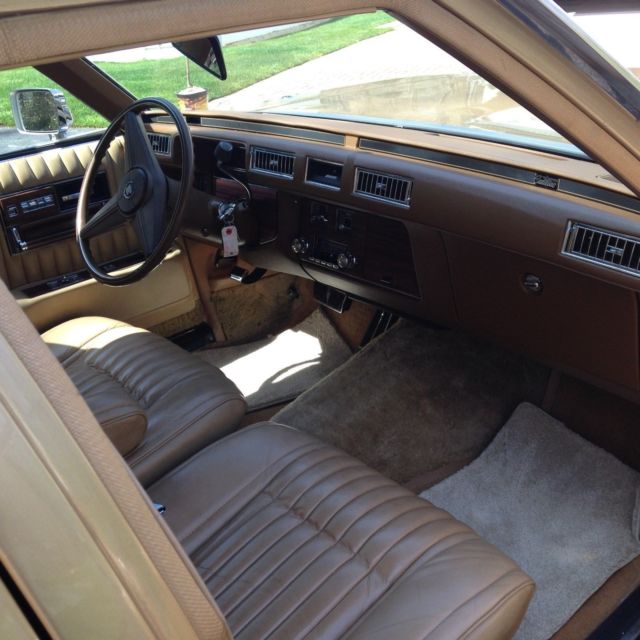 1976 Cadillac Seville - photo 3