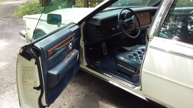 1984 Cadillac Seville - photo 6