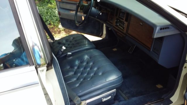 1984 Cadillac Seville - photo 8