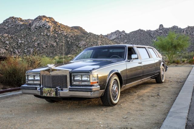 1985 Cadillac Seville Custom - photo 4