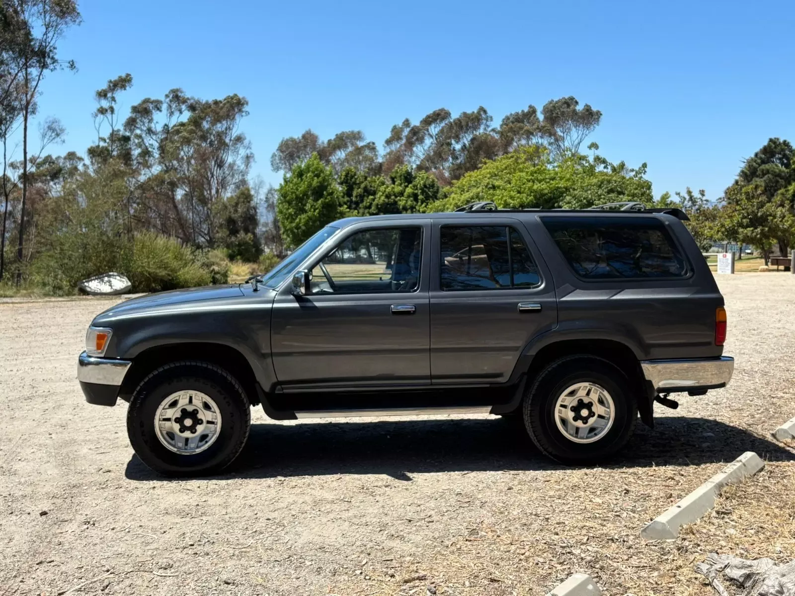 1993 Toyota 4Runner California 100% Rust Free, 71k Orig Miles - photo 4