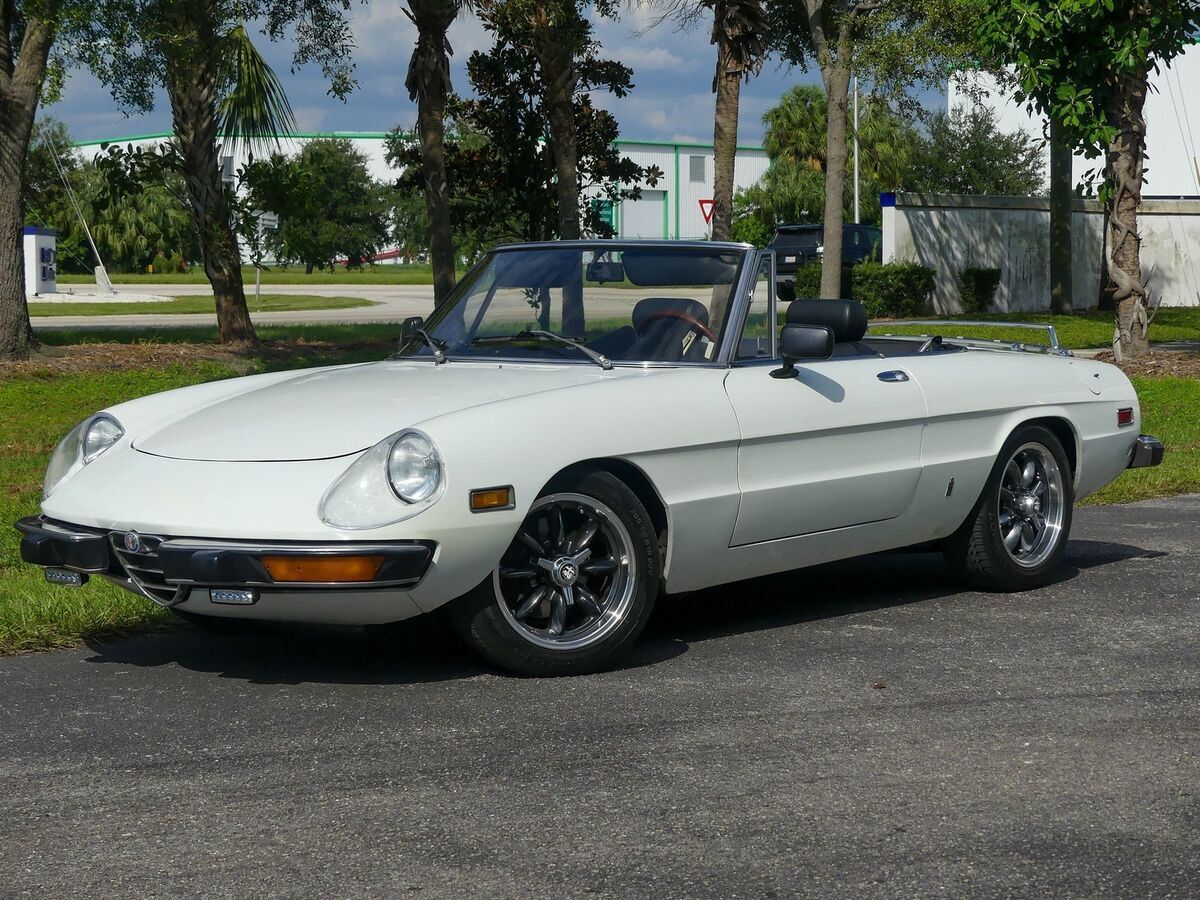 1974 Alfa Romeo Spider - photo 9