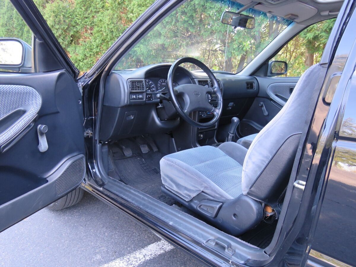 1993 Nissan Sentra SE-R - photo 8