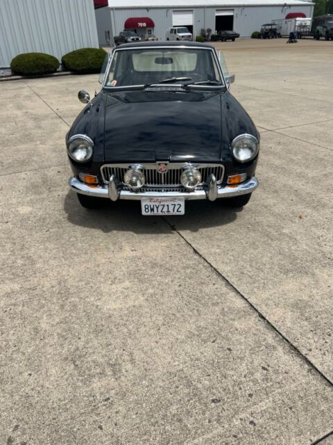 1969 MG MGB - photo 3