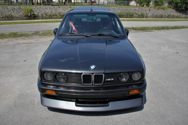 1990 BMW M3 E30 - photo 2