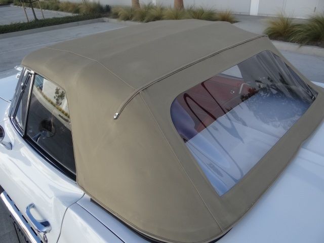 1966 Chevrolet Corvette CONVERTIBLE - photo 10