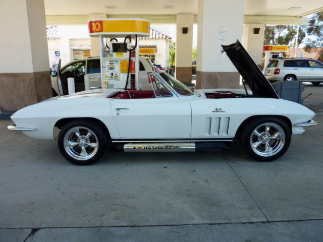 1966 Chevrolet Corvette CONVERTIBLE - photo 8