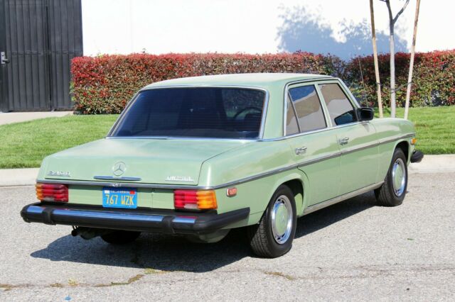 1974 Mercedes-Benz 200-Series One Owner, 76k Orig Miles, One Owner (833)225-4227 - photo 10