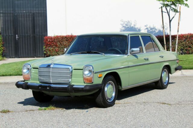 1974 Mercedes-Benz 200-Series One Owner, 76k Orig Miles, One Owner (833)225-4227 - photo 4