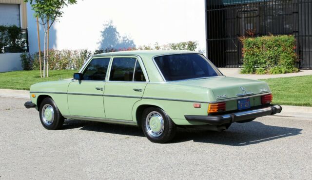 1974 Mercedes-Benz 200-Series One Owner, 76k Orig Miles, One Owner (833)225-4227 - photo 9