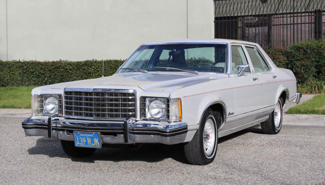 1976 Ford Granada V-8 Ghia - photo 7