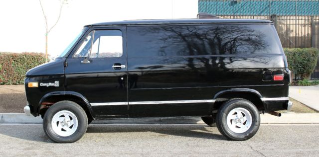 1977 Chevrolet G20 Van "Shorty" 100% Rust Free, Needs TLC, No Reserve - photo 7