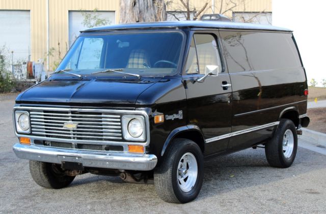 1977 Chevrolet G20 Van "Shorty" 100% Rust Free, Needs TLC, No Reserve - photo 8
