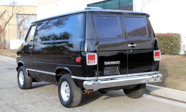 1977 Chevrolet G20 Van "Shorty" 100% Rust Free, Needs TLC, No Reserve - photo 9