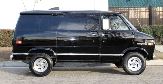1977 Chevrolet G20 Van "Shorty" 100% Rust Free - photo 6