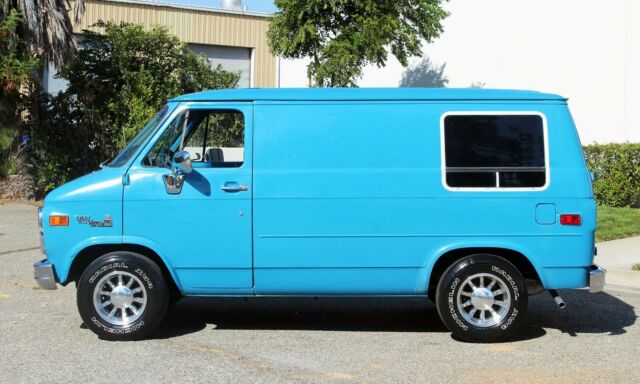 1979 GMC Vandura 15, 100% Rust Free, No Reserve (310)259-5383 - photo 6