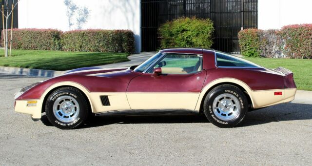 1980 Chevrolet Corvette California Vette 100% Rust Free (833)225-4227 - photo 5