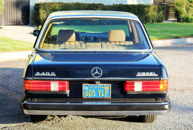 1981 Mercedes-Benz 200-Series Diesel - photo 12