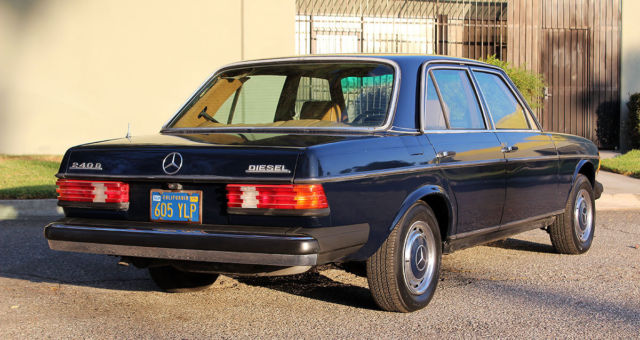 1981 Mercedes-Benz 200-Series Diesel - photo 9