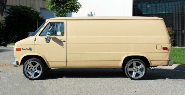 1982 Chevrolet G20 Van Panel, Cargo Van, 100% Rust Free(310)259-5383 - photo 5
