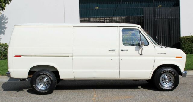 California Original, 1982 Ford E150 Cargo Van, 100% Rust Free(310)259-5383 1982 Ford E-Series Van E150, Cargo, No Reserve(310)-259-5383