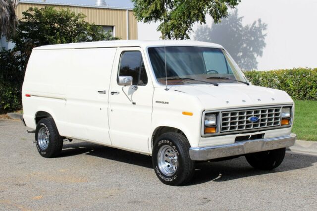 1982 Ford E-Series Van E150, Cargo, No Reserve(310)-259-5383 - photo 8