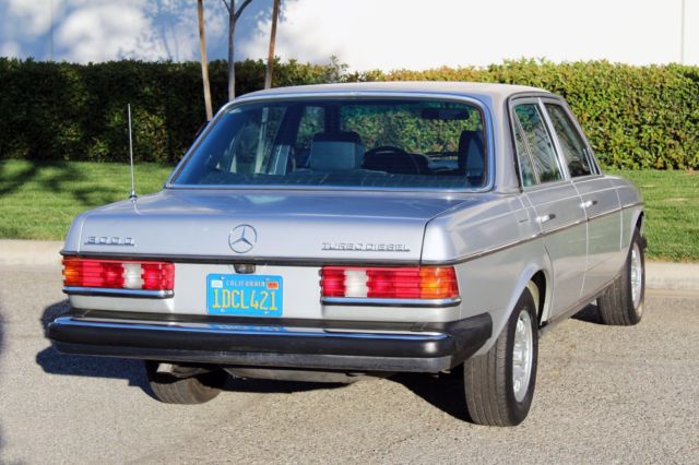 1982 Mercedes-Benz 300-Series Turbo Diesel, 100% Rust Free (310) 259-5383 - photo 10