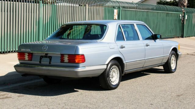 1983 Mercedes-Benz 300-Series No Reserve, Needs TLC,100% Rust Free (310)259-5383 - photo 12