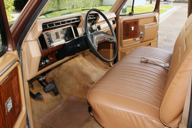 1984 Ford F-250 XLT Diesel 19k Orig Miles, Rust Free (833)225-4227 - photo 12