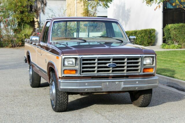 1984 Ford F-250 XLT Diesel 19k Orig Miles, Rust Free (833)225-4227 - photo 3