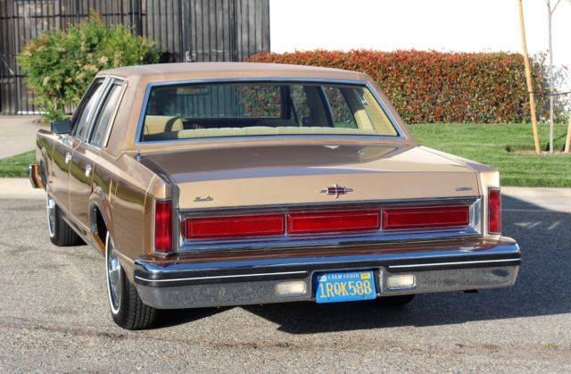 1984 Lincoln Town Car "FREE SHIPPING" 69k Orig miles, 100% Rust Free - photo 11