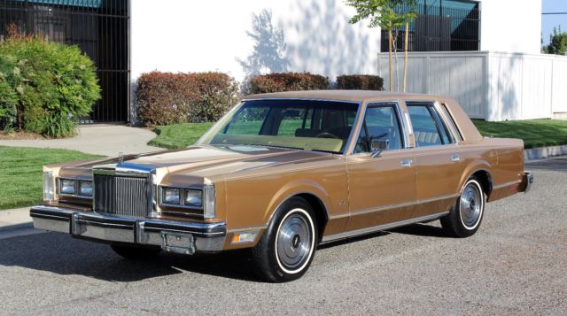 1984 Lincoln Town Car "FREE SHIPPING" 69k Orig miles, 100% Rust Free - photo 7
