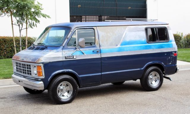 1985 Dodge Ram 1500 "Shorty" Conversion, 100% Rust Free - photo 10