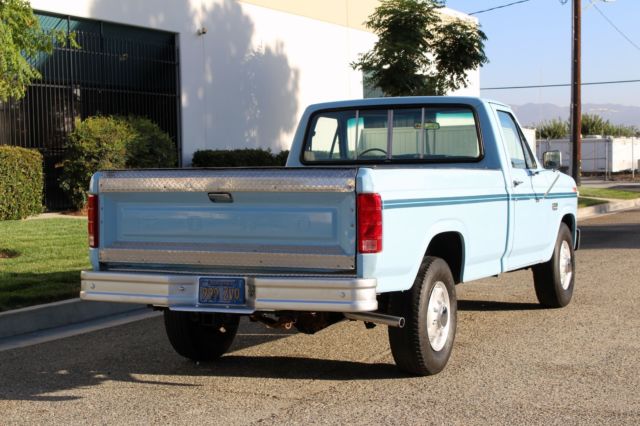 1985 Ford F-250 California Original, 100% Rust Free, 3/4 ton - photo 10