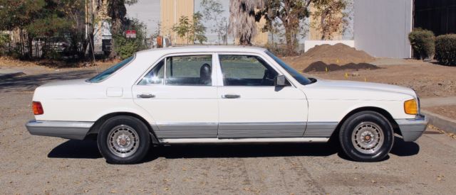 1985 Mercedes-Benz 300-Series Runs A+, Needs TLC, No Reserve - photo 3