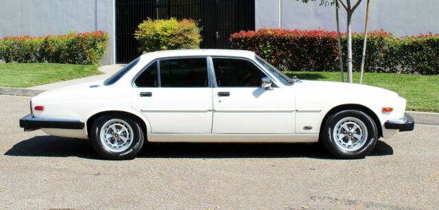 1986 Jaguar XJ6 California Original, 96k Orig Miles(833)225-4227 - photo 7