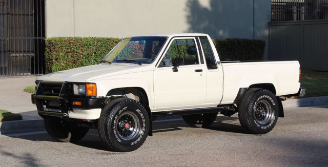 1986 Toyota Pickup, 4x4 Pickup 4x4 Xtra Cab, 100% Rust Free - photo 8